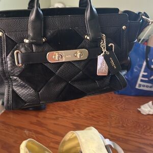 Coach New York pocketbook new